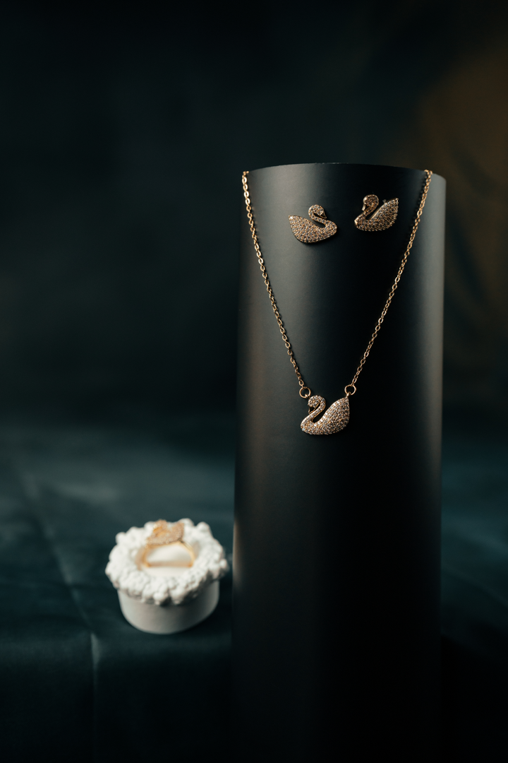 Cute Strawberry Charm Necklace – Gold-Plated Chain with Enamel Fruit & Bead Accents for Girls & Women.