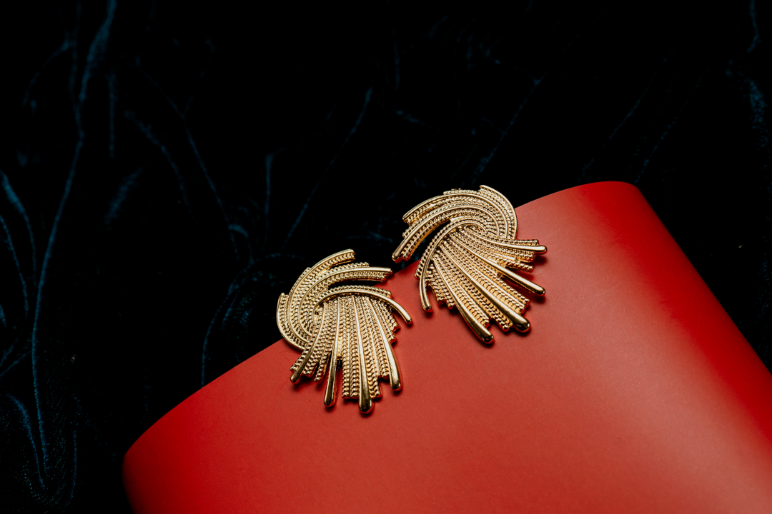 Vintage Gold Fan-Shaped Stud Earrings for Women – Bold Statement Designer Jewelry for Party & Festive Wear"