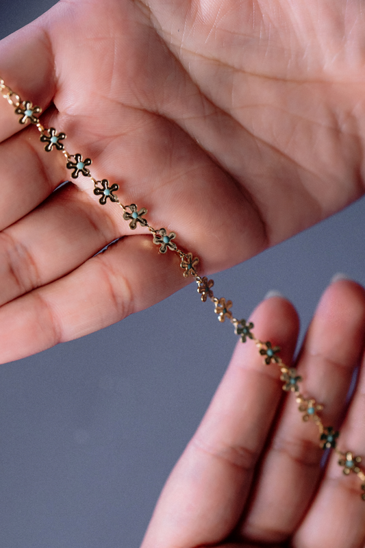 Gold-Plated Dainty Floral Bracelet – Adjustable 16+5cm Chain with Enamel Blue Flower Charms for Women & Girls
