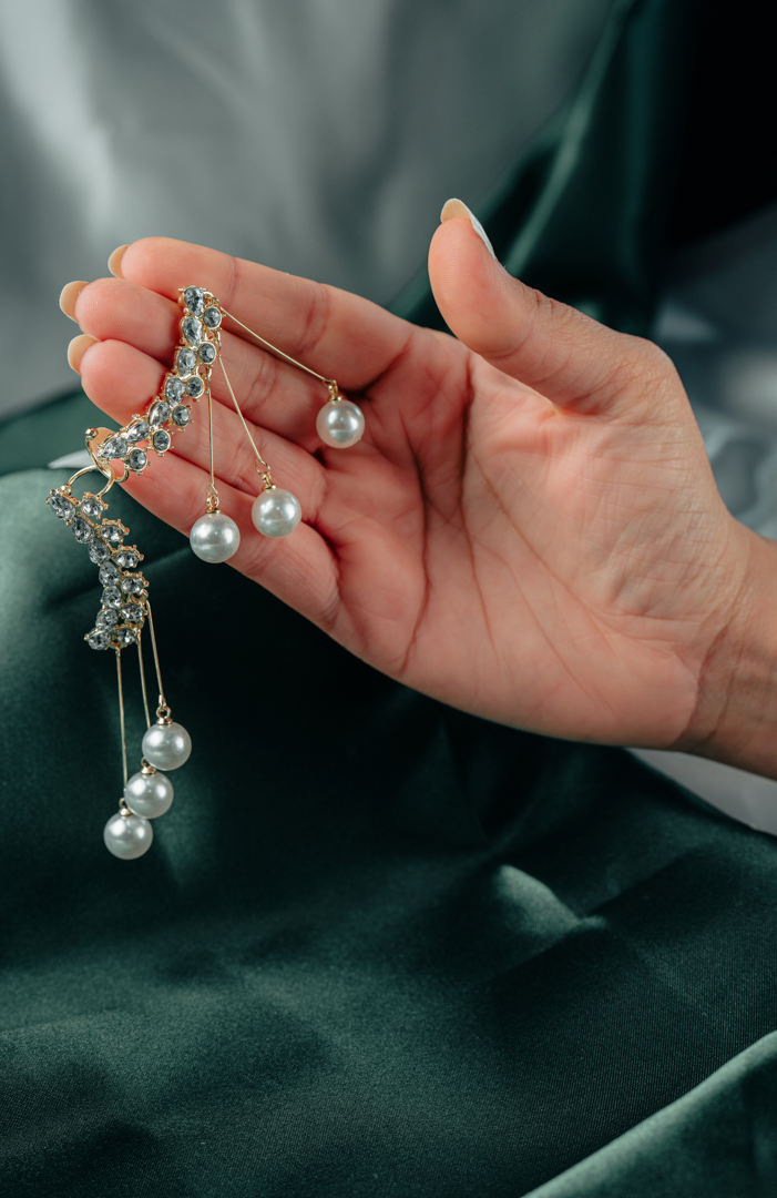 Luxury Pearl & Crystal Dangle Earrings – Gold-Tone Long Drop Earrings for Women