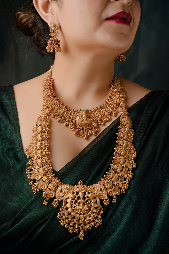 Antique Gold-Plated Indian Temple Jewellery Set – Traditional Bridal Long Haar with Lakshmi Motif & Jhumka Earrings