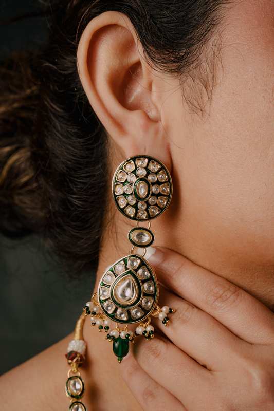 Royal Kundan Long Necklace Set – Layered Polki Bridal Jewelry with Green Beads & Earrings