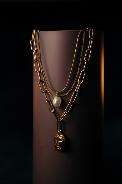 Layered Gold Chunky Chain Necklace with Abstract Face Pendant & Pearl Detail – Statement Boho Jewelry for Women.