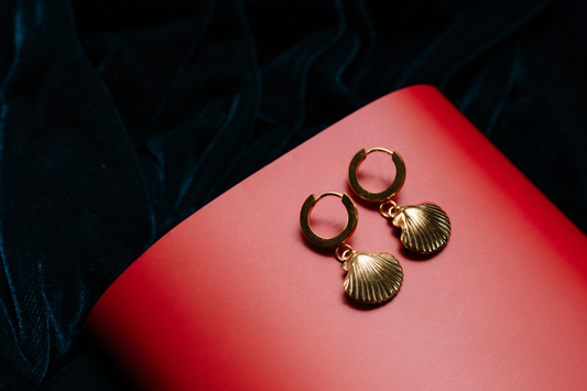 Gold Shell Hoop Earrings – Elegant Seashell Dangle Jewelry for Women