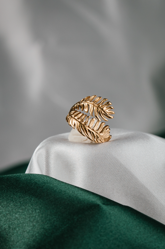 Gold Leaf Ring – Adjustable Nature-Inspired Wrap Ring for Women