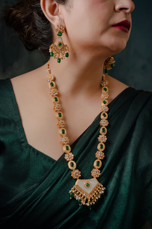Antique Gold Green Stone Necklace Set – Traditional Long Haram with Earrings for Women
