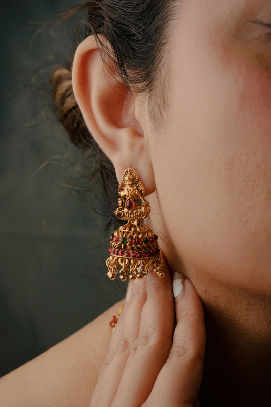 Antique Gold-Plated Indian Temple Jewellery Set – Traditional Bridal Long Haar with Lakshmi Motif & Jhumka Earrings