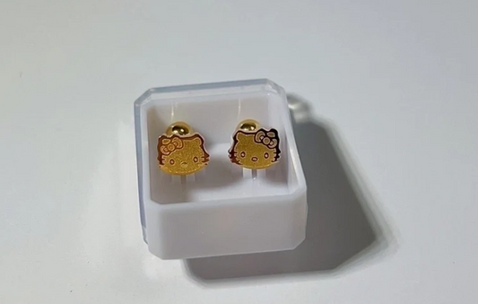 Gold Cute Cat Face Stud Earrings – Kawaii-Inspired Barbell Earrings for Women & Girls